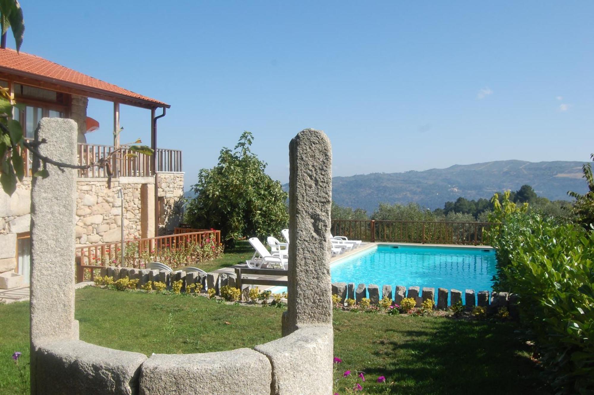 Outros Tempos Turismo De Aldeia Hotel Aricera Luaran gambar